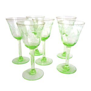 Set Of 6 Vintage Green Stemmed Uranium Cordial Claret Glasses Etched Floral Desi